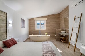 4 soverom, strykejern/-brett, wi-fi (inkludert) og sengetøy