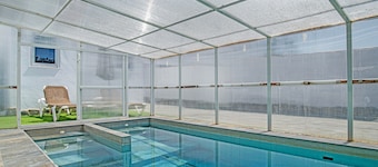 Holiday Home 'Casa El Elefante' with Heated Pool, Wi-Fi and Air Conditioning