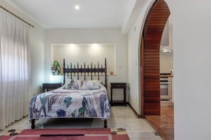 1 bedroom, iron/ironing board, free WiFi, bed sheets - Holiday Home 'Estúdio Entre Porto E Aveiro' with Mountain View, Shared Terrace and Wi-Fi (Carregosa)