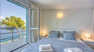 1 camera, ferro/asse da stiro, Wi-Fi gratuito, lenzuola