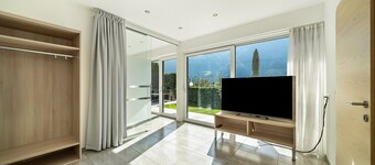 Appartement "Weinreichhof Marie & Max" met Uitzicht op de Bergen, Privé Terras & Wi-Fi