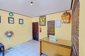 Reception - Hotel O Pondok Ai (Negara)