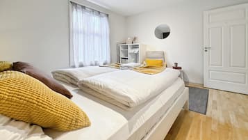 4 chambres, fer et planche Ă  repasser, accĂšs Internet, draps fournis