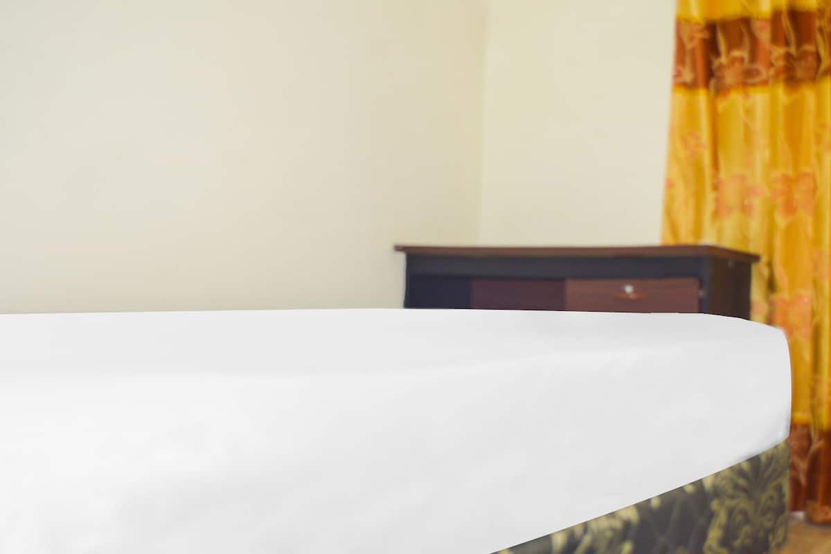 standard single room | free wifi, bed sheets