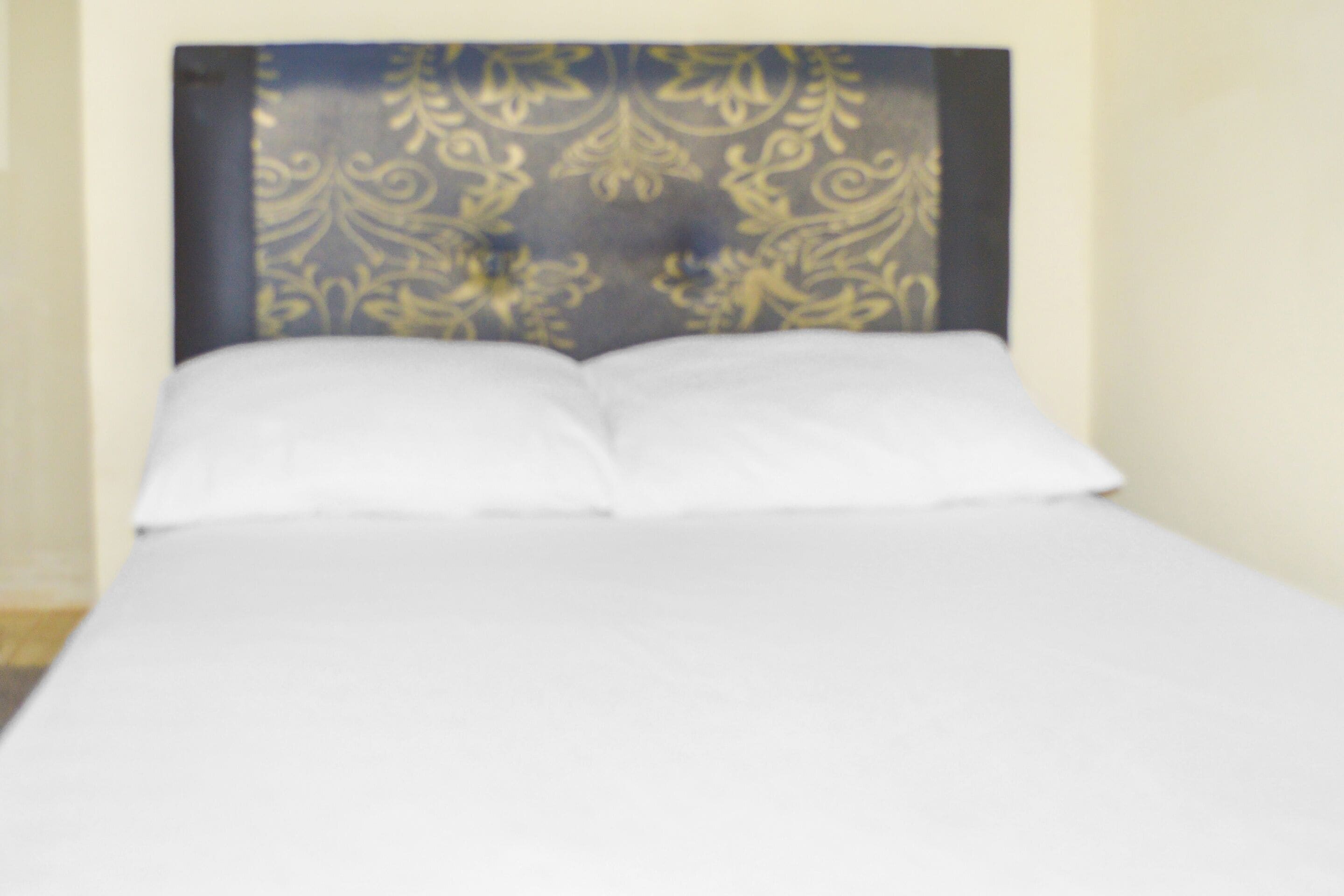 standard double room | free wifi, bed sheets