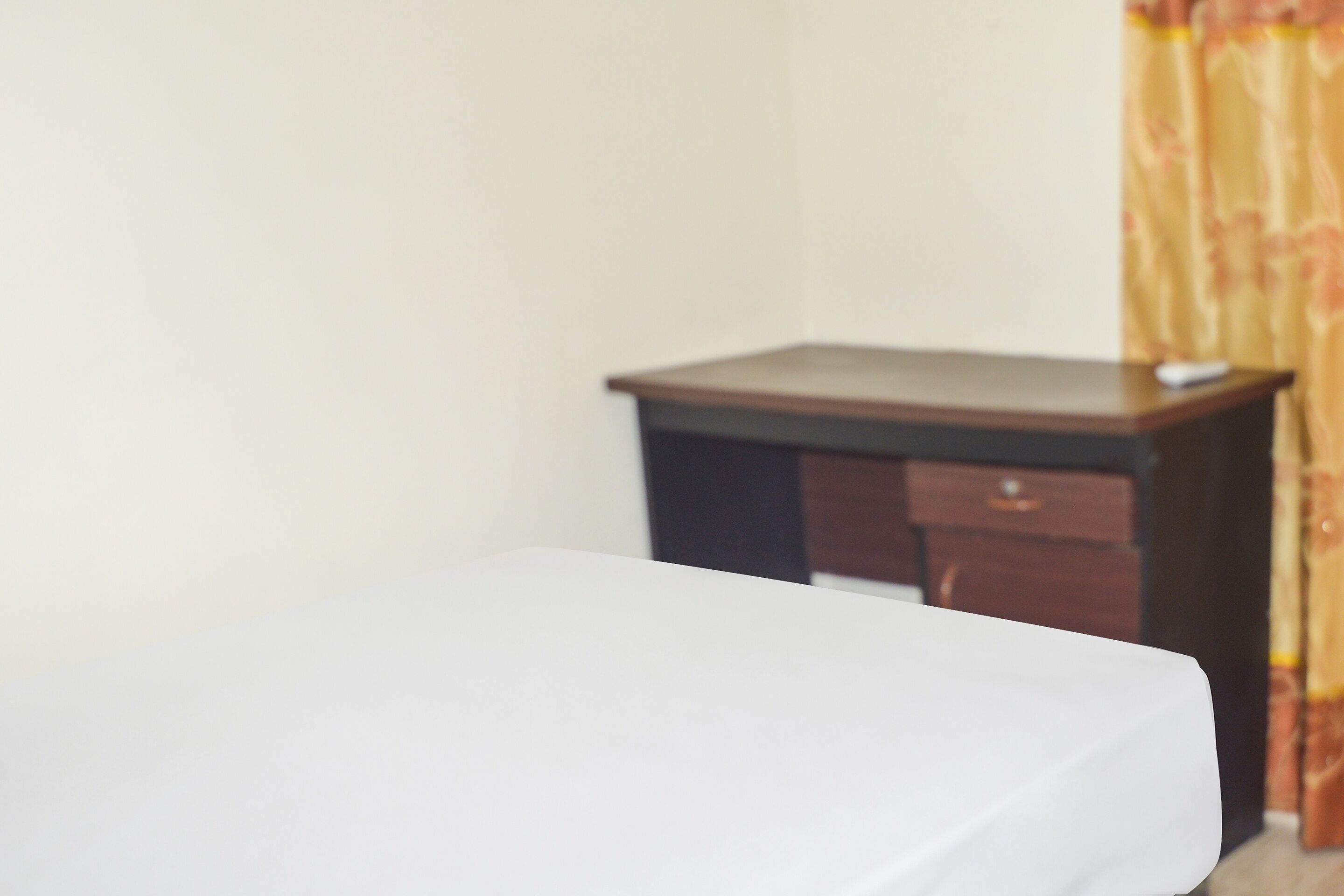 standard single room | free wifi, bed sheets