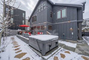 Terrace/patio - 6 BDR Dual Downtown Homes-Walk to Chairlifts! (Park City)