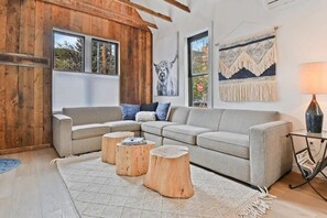 TV, fireplace, offices - 6 BDR Dual Downtown Homes-Walk to Chairlifts! (Park City)