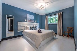 4 chambres, fer et planche à repasser, lit parapluie, Wi-Fi