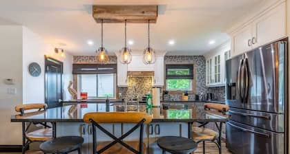 Stunning 4BD Home Near Sunset Beach - Patio - BBQ