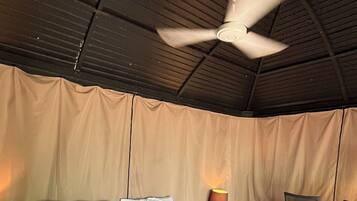 Desk, laptop workspace, WiFi (surcharge)