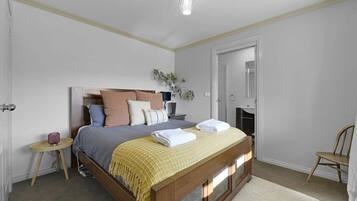 1 bedroom, iron/ironing board, bed sheets