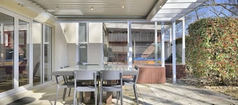 Art House on Anson - Artistic Haven, Pets, Spa