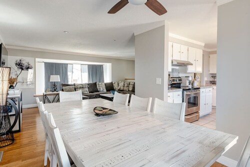 4 Bedrooms/5 Beds-Game Room~5 min Drive to College