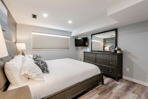 4 soverom, strykejern/-brett, reiseseng for barn og wi-fi