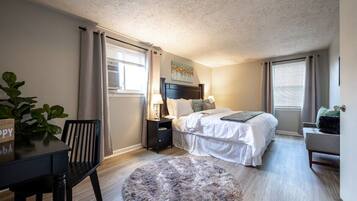 4 bedrooms, desk, iron/ironing board, WiFi