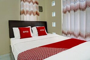 Deluxe Double Room - OYO 91707 Jannah Homestay Syariah (Batu)