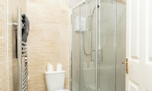 Douche, sèche-cheveux