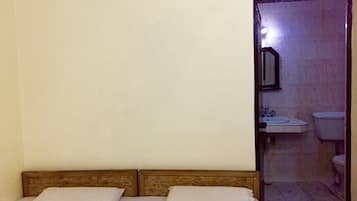 Free WiFi, bed sheets