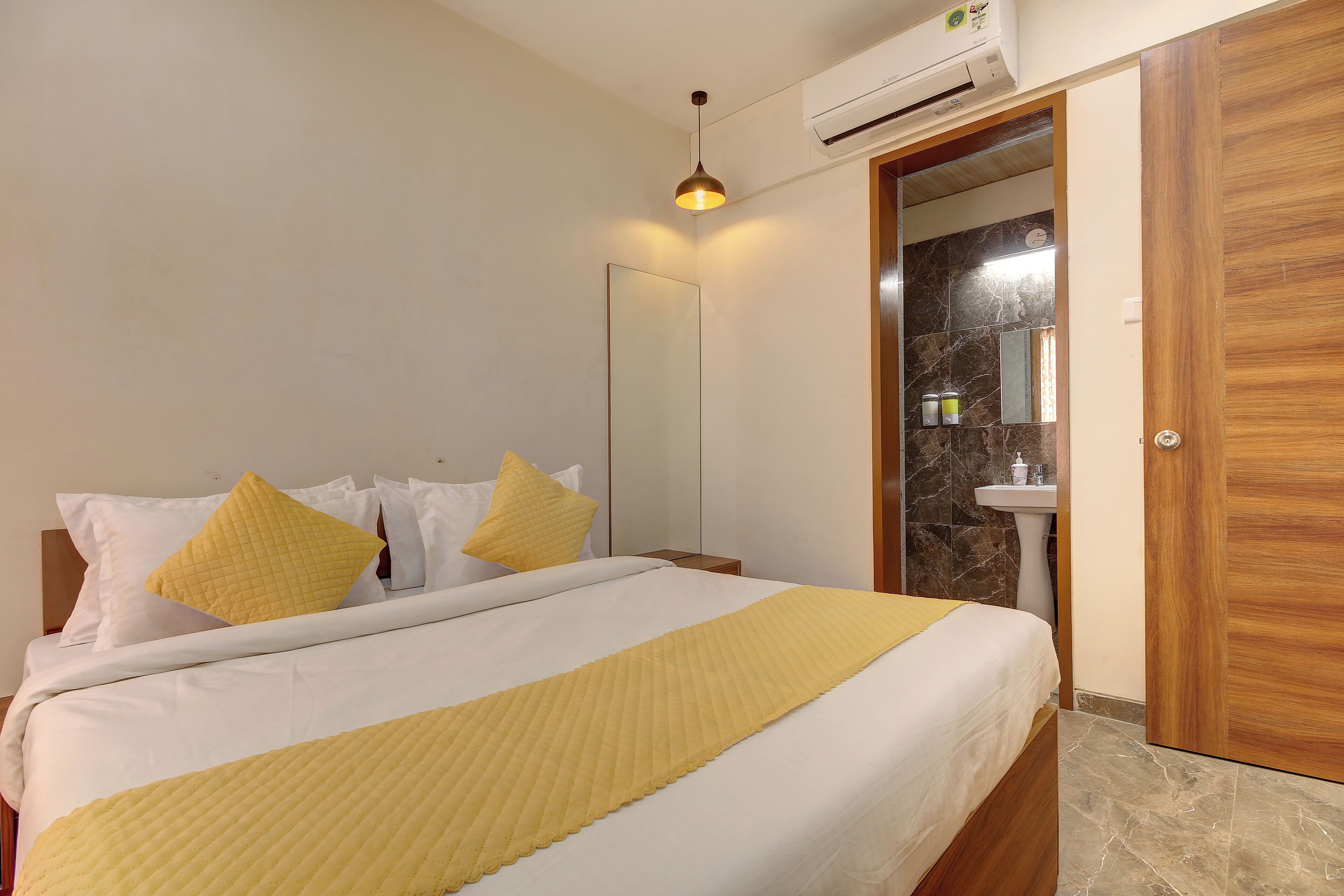 Apartment, 2 Bedrooms, Balcony | Premium bedding, down comforters, memory foam beds, free WiFi