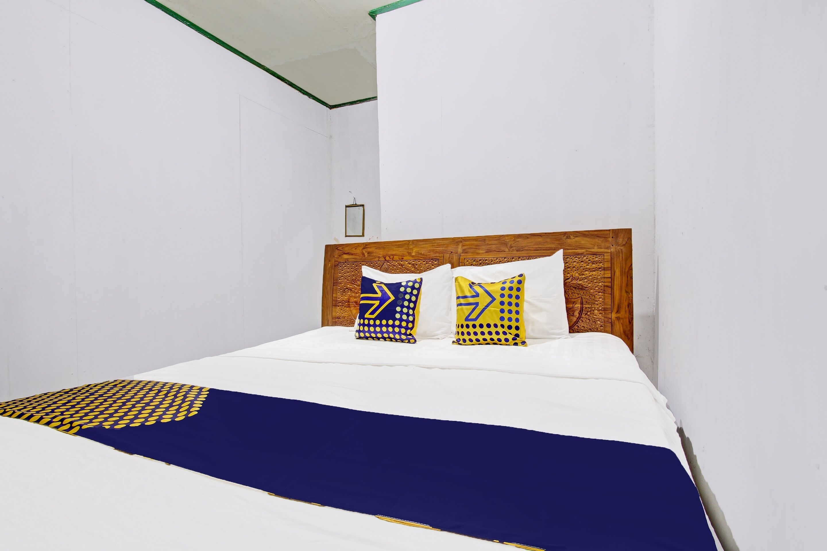 Comfort Double Room | Desk, laptop workspace, free WiFi, bed sheets