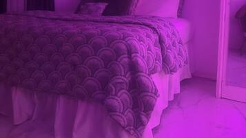 1 bedroom, in-room safe, iron/ironing board, WiFi