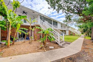 Exterior - Anastasia Island Getaway - Summer vibes! (St. Augustine Beach)