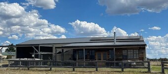 Sundown Cabin Armidale
