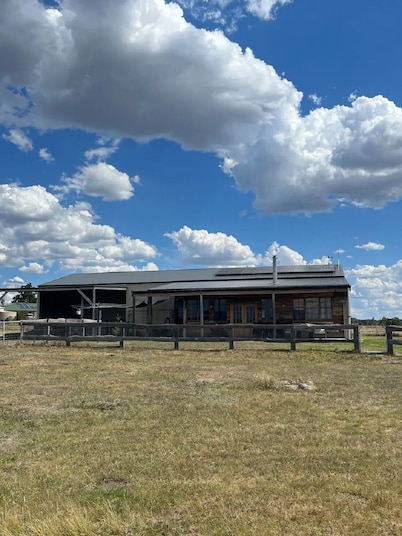 Sundown Cabin Armidale