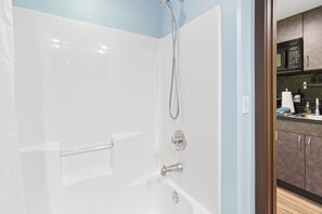 Hair dryer, towels - Super Cute Studio Next To Ski Slope WiFi Village (Slaty Fork)