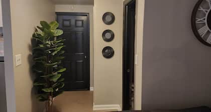 Beautiful two bedroom. With Wash and Fold services included for Free!!!!