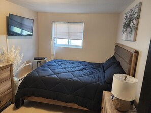 2 bedrooms, desk, iron/ironing board, free WiFi