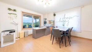 Basic szoba, 2 hálószobával (dokchae) | 2 hálószoba és ingyenes wifi