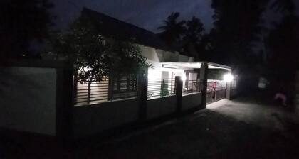 Pet friendly property for couples who love to freak silently