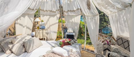 Chalet, 1 chambre, fumeur, piscine privée | 1 chambre