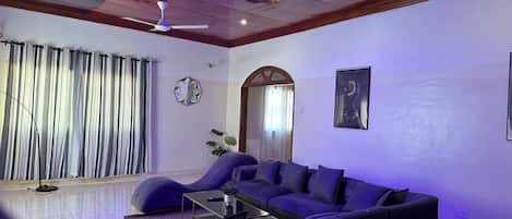 Departamento, 2 habitaciones, para fumadores, balcón | Sala de estar