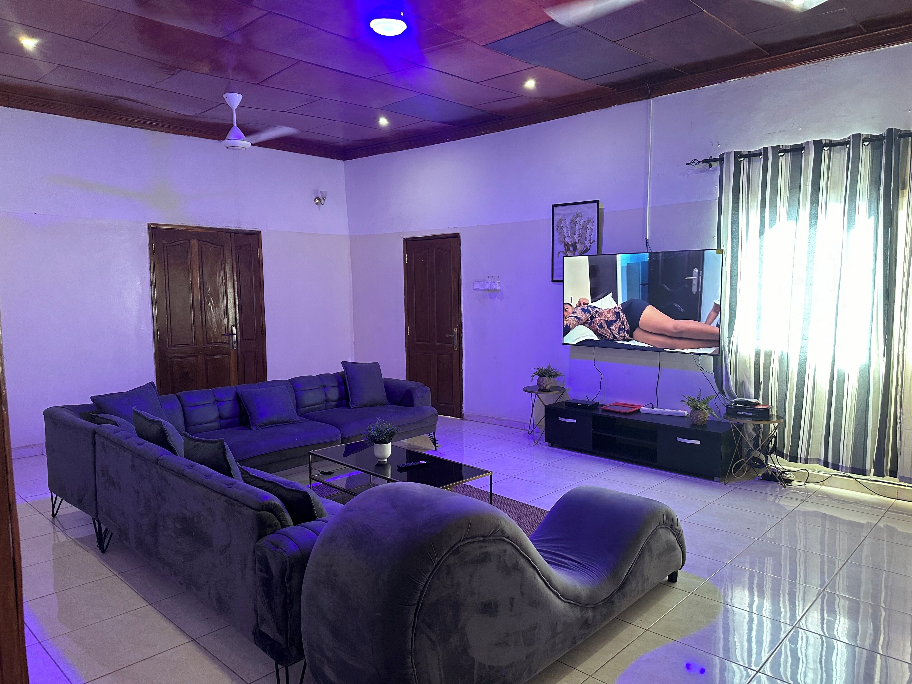 Apartment, 2 Bedrooms, Smoking, Balcony | Room amenity