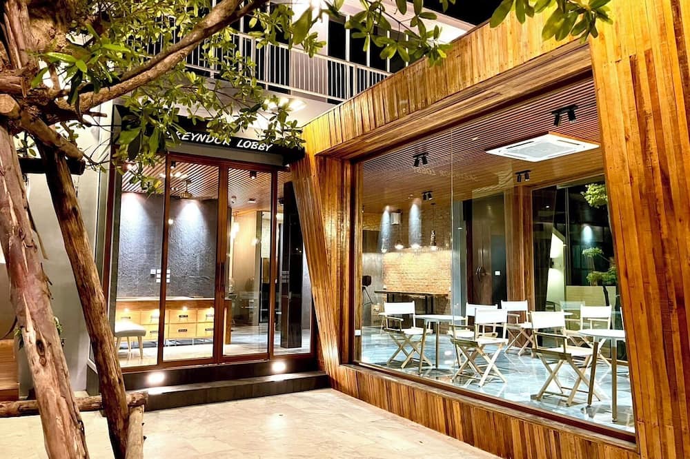 Skeyndor Health & Resort