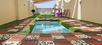 Dubai's Hidden Gem, Villa With Private Pool