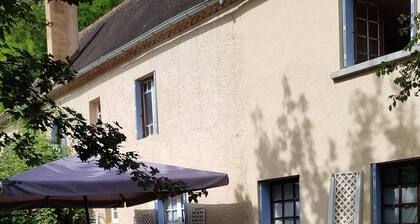 Gßte Dans Belle Maison Périgourdine sur 80 ha