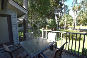 Villa, 2 Schlafzimmer, Raucher, Terrasse | Speisen im Freien