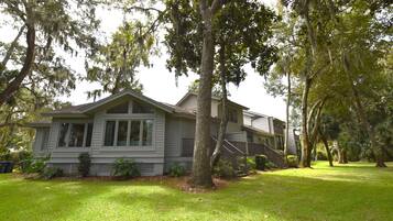 Villa, 2 Bedrooms, Smoking, Patio | Exterior