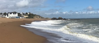 Saint Marc/mer Gîte à 200m Célèbre Plage de Mr Hulot