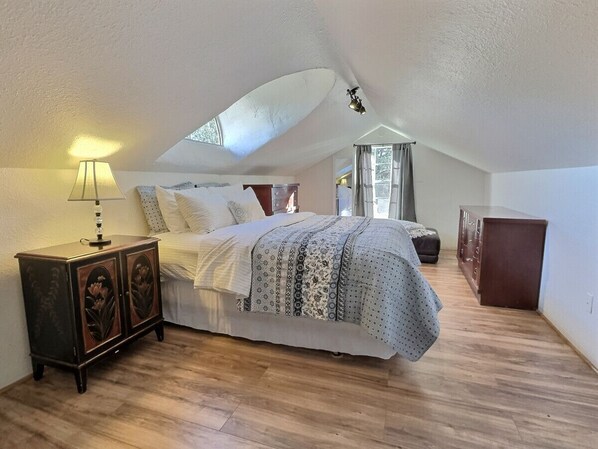 WiFi, bed sheets