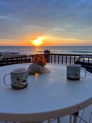 Ulkoruokailutilat