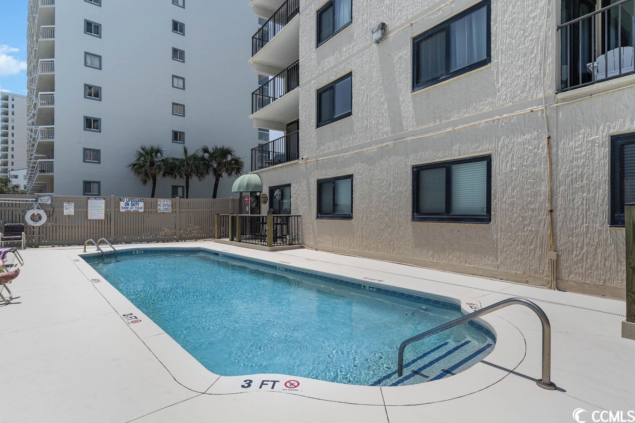 Alberca al aire libre 