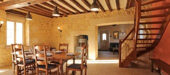 Bright house with enclosed garden, spa, near Perche
