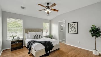 3 chambres, bureau, fer et planche Ă repasser, Wi-Fi gratuit