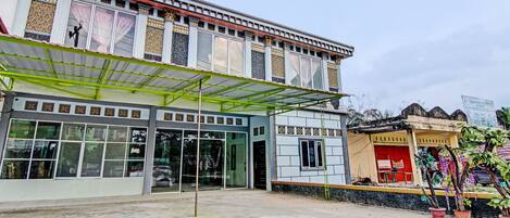 Fachada da propriedade