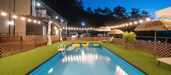 Hongcheon Stone Brown Pension